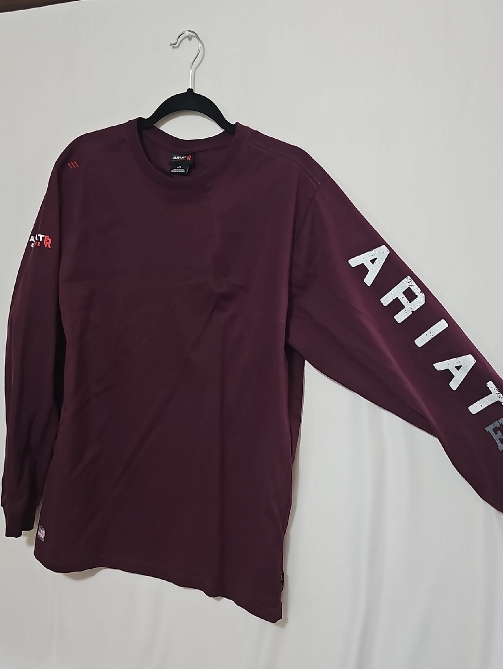 Ariat Long Sleeve Crewneck Shirt in Deep Wine Skull Back Hard Hat FRC